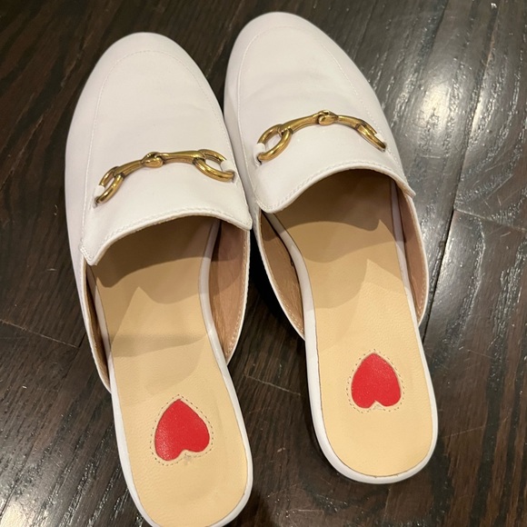 Copy of Gucci White Slides - Picture 3 of 6